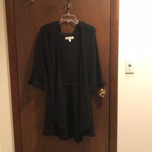 Black small sweater jacket with hood and pockets